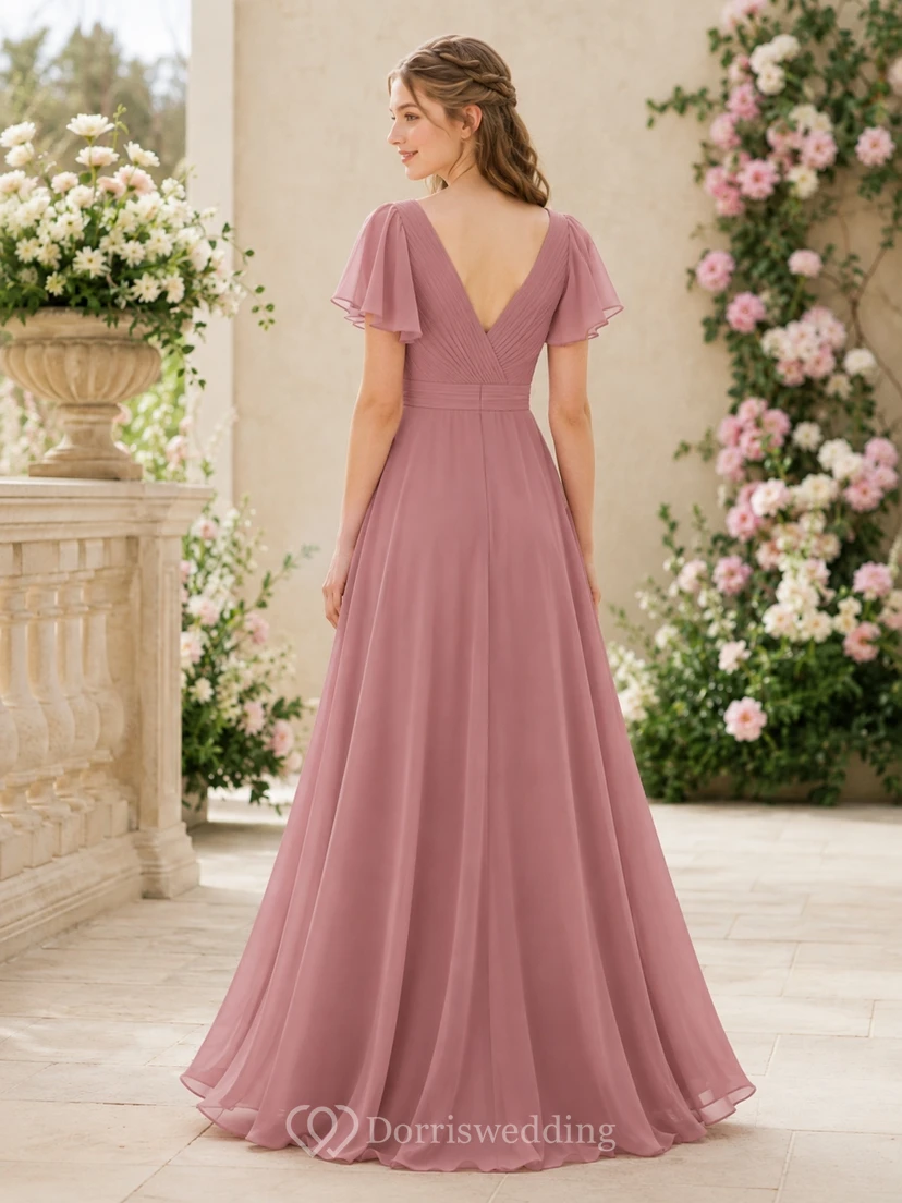 Vestido de dama de honor juvenil color rosa empolvado, corte en A, escote en V, manga corta, pétalos plisados, estilo romántico. view 2