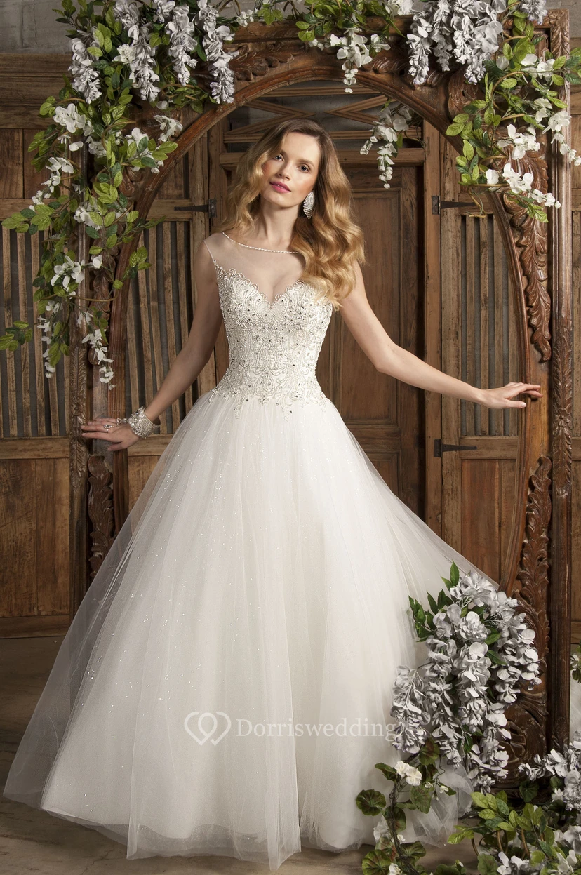 Ball Gown Sleeveless V-Neck Appliqued Tulle Wedding Dress With Brush Train