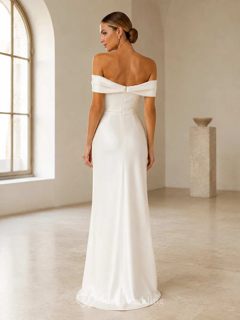 Robe de mariée civile minimaliste en satin fourreau à épaules dénudées et épaules pliées, longueur au sol view 2