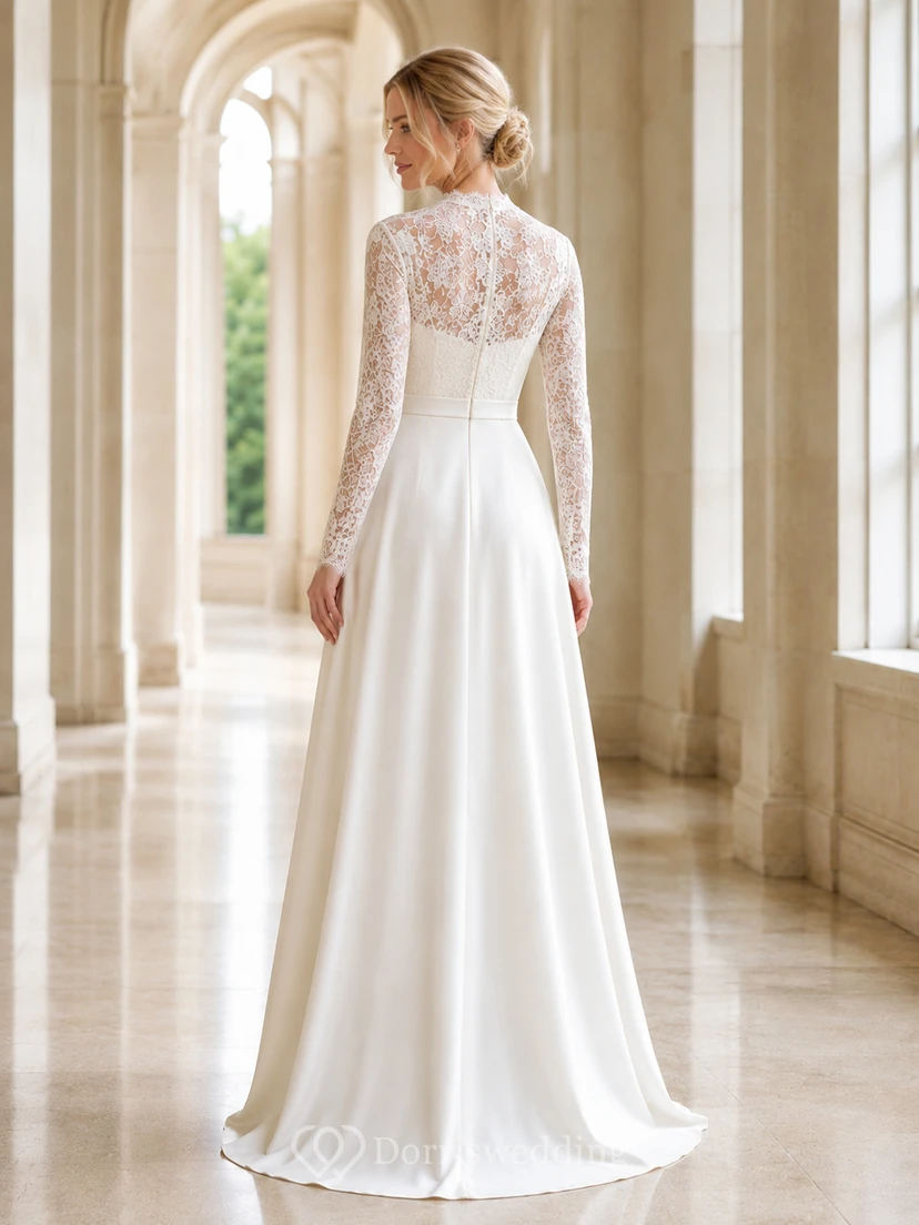 Robe de mariée Temple Heirloom en satin, coupe trapèze, longueur au sol, col montant, manches longues, style modeste. view 2
