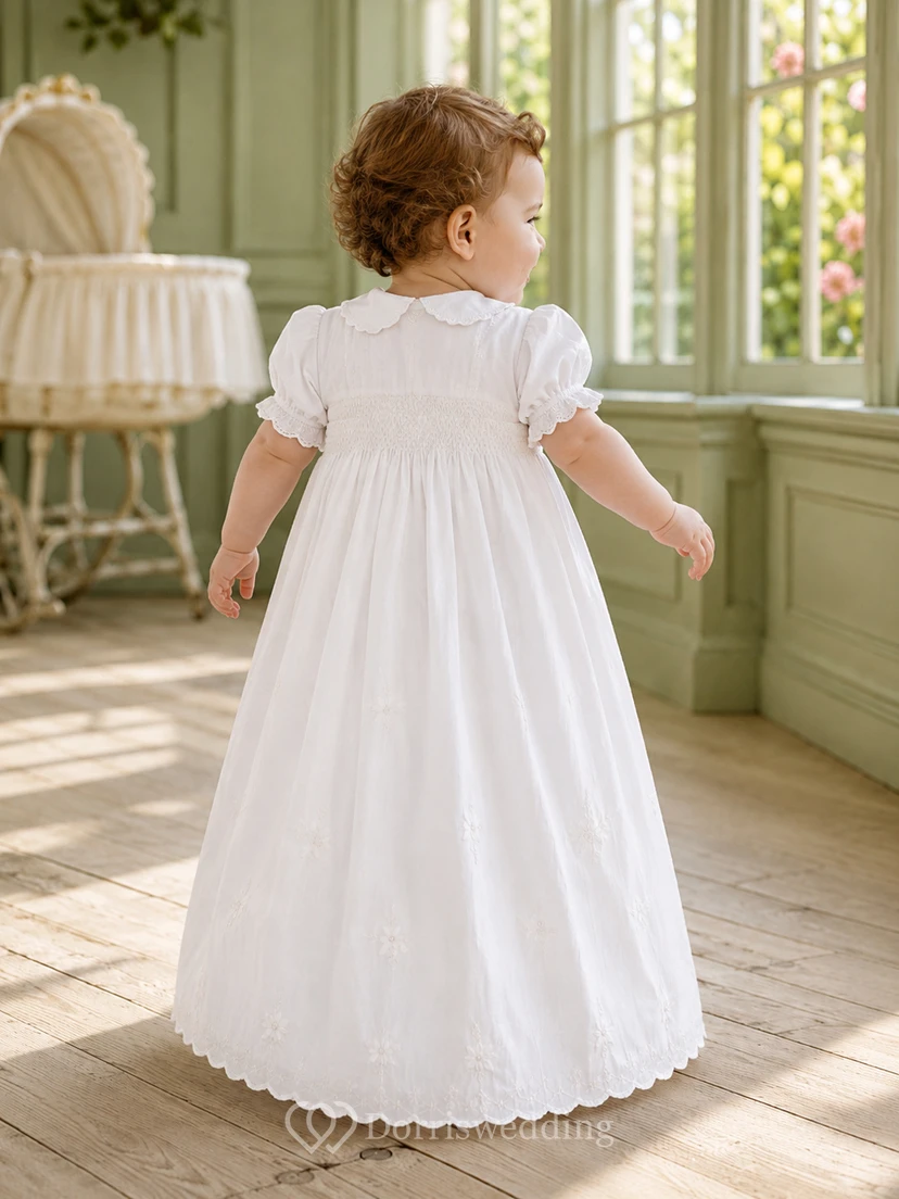 Weißes, mit Kreuz besticktes Taufkleid mit Puffärmeln für Jungen view 2