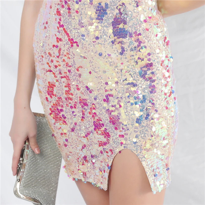 Robe courte à sequins ornée de perles et de sequins irisés, idéale au quotidien. Jupe courte. view 9