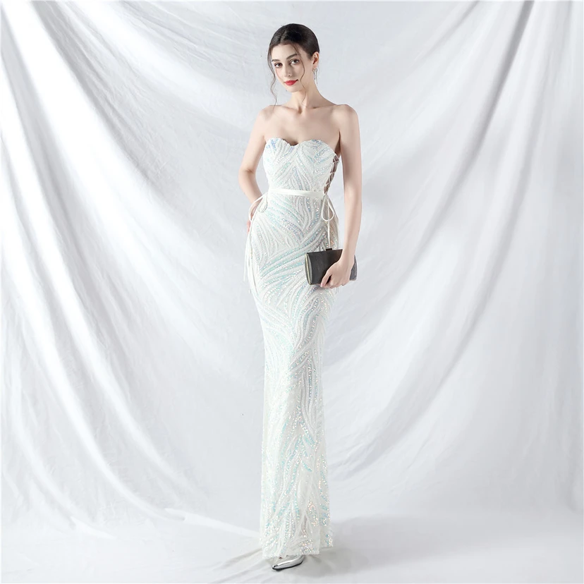 Vestido de noche con tirantes, top tipo tubo y lentejuelas apiladas encriptadas, con método de doble atado de cuerda. view 44