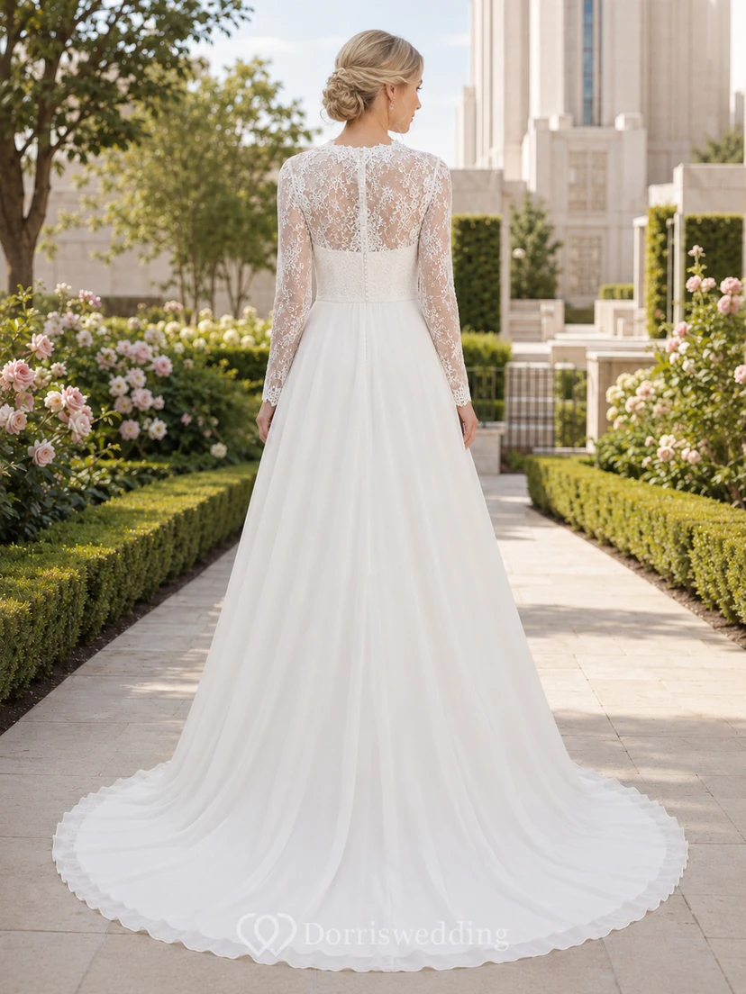 Schlichtes, langärmeliges Brautkleid mit Spitzenoberteil im Temple Garden-Stil view 2