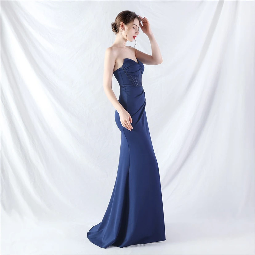 Vestido de noche de satén de alta gama con cola vertical pequeña y chaleco de espina de pescado de estilo palacio, de gran resistencia y cintura ajustada. view 3