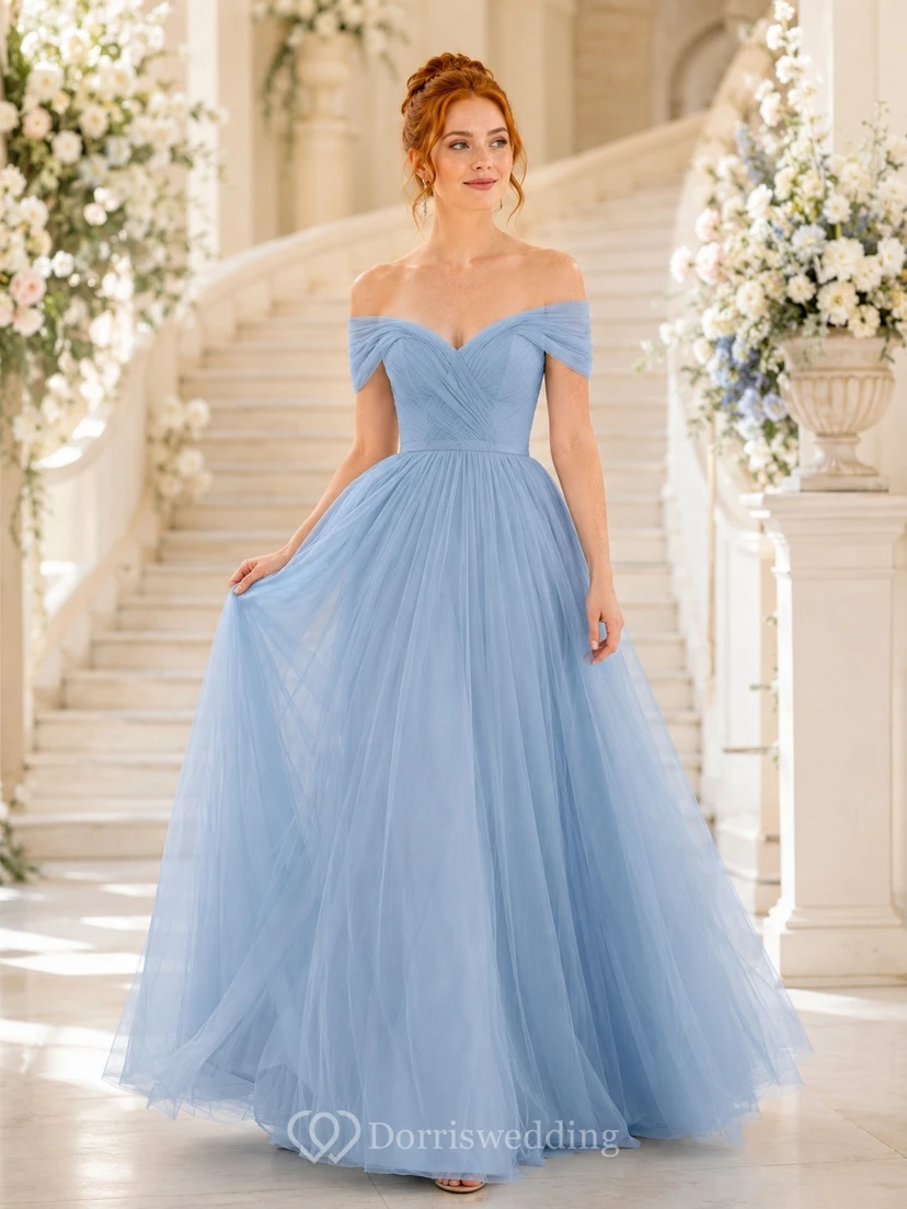 Himmelblaues, schulterfreies Ballkleid mit kurzen Ärmeln, bodenlang