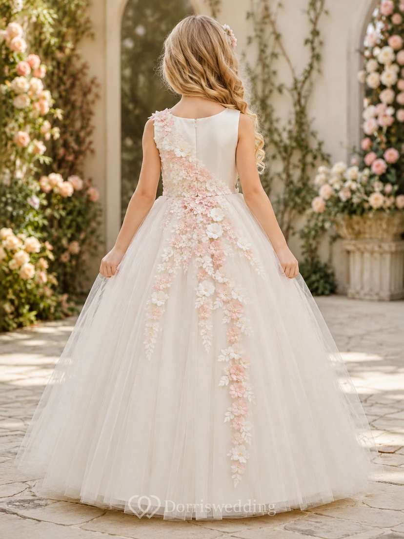 Elfenbeinfarbenes, fließendes Blumenmädchenkleid mit floralen Applikationen, ärmellosem Tüll-A-Linien-Schnitt, natürlicher Taille und bodenlangem Rock view 2