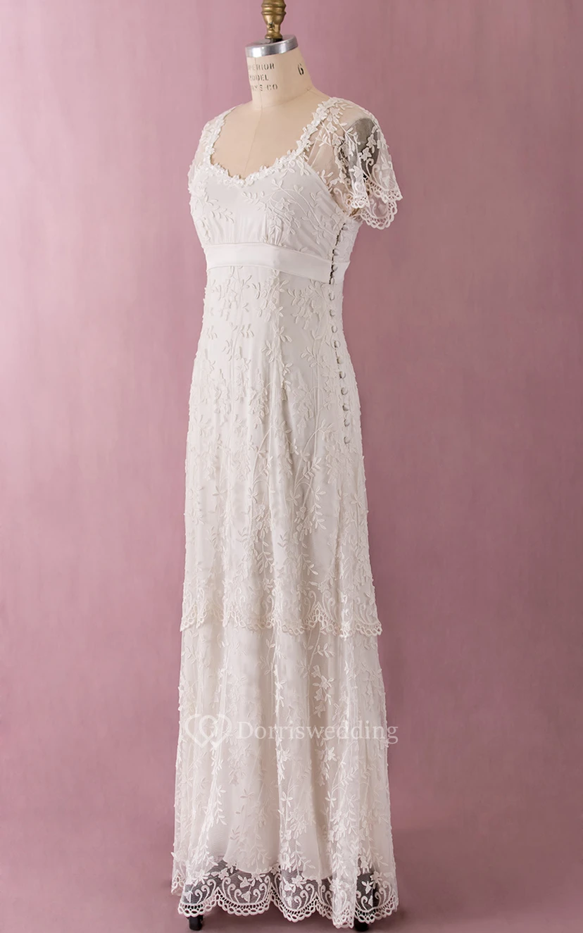 Vestido tubo con espalda y mangas transparentes. view 7