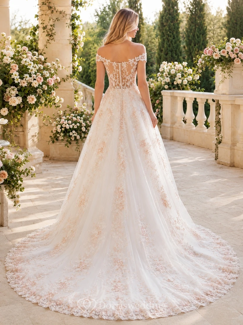 Romantisches Brautkleid in A-Linie aus roségoldener Spitze mit schulterfreiem Ausschnitt, kurzen Ärmeln und bodenlanger Schleppe view 2