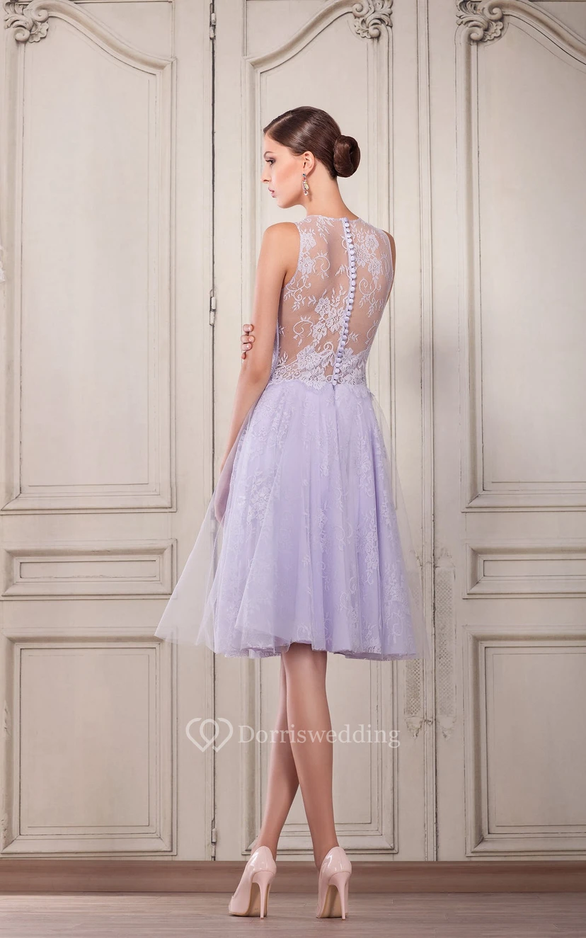 Robe trapèze mi-longue à décolleté rond sans manches en tulle plissé avec boutons en dentelle view 2