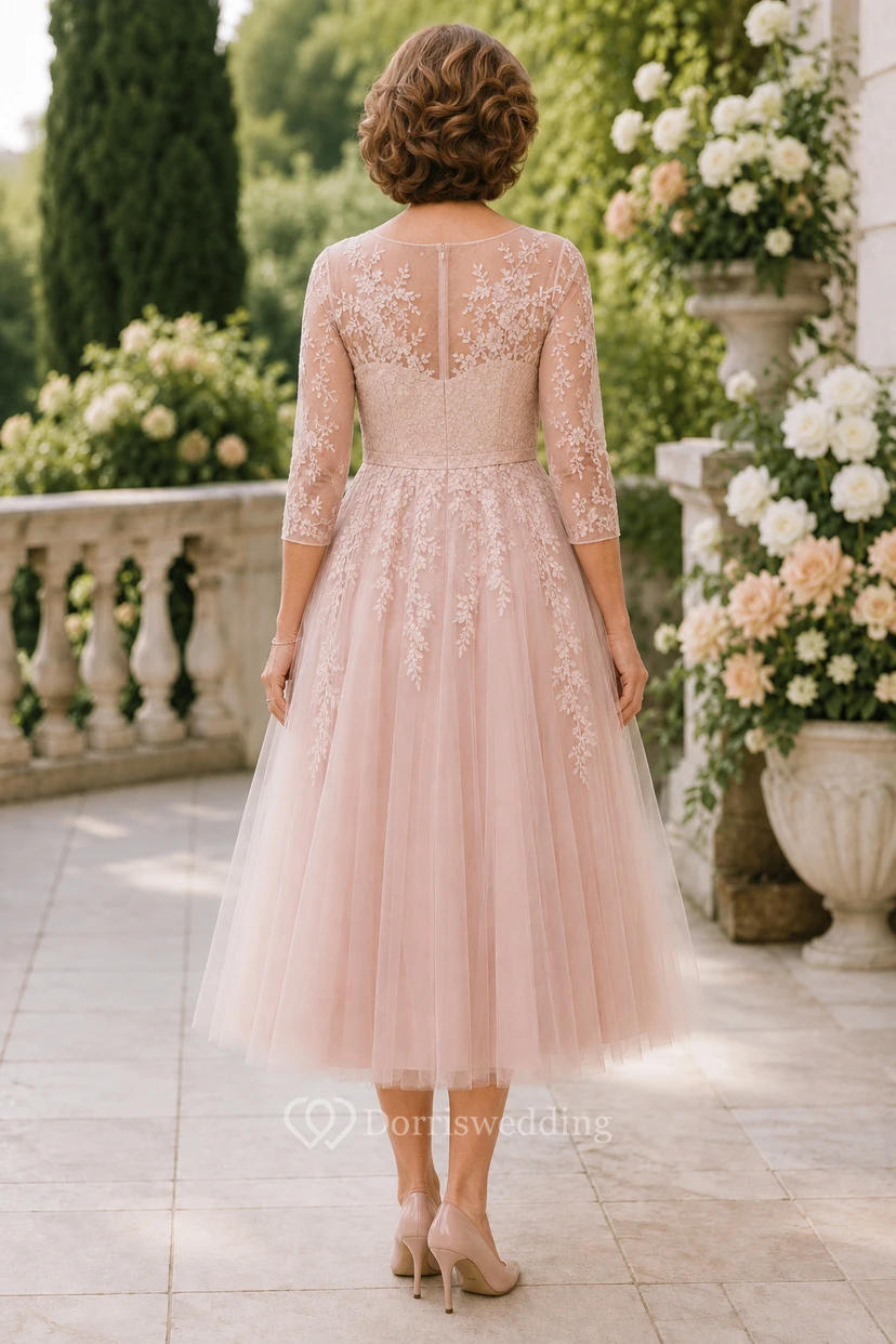 Robe de mère en tulle rose poudré, longueur thé, corsage en dentelle et manches view 2