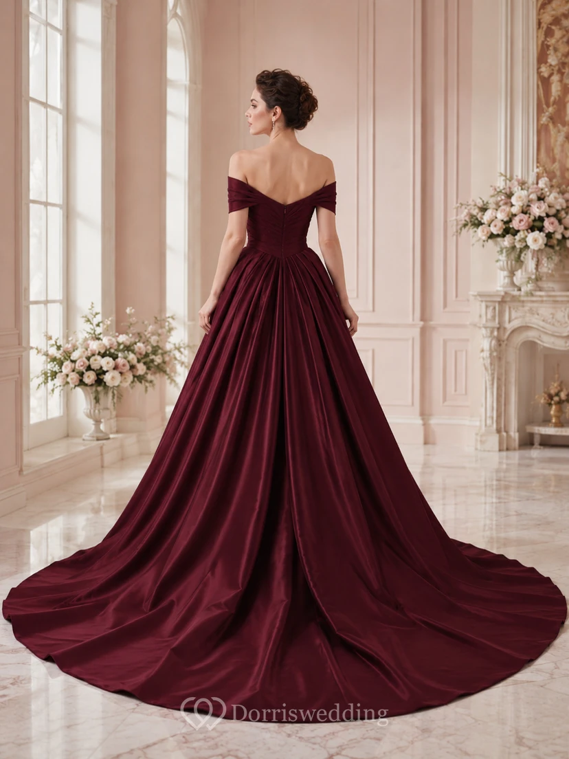 Robe de bal romantique en satin bordeaux à épaules dénudées et drapée, idéale pour une mariée. view 2