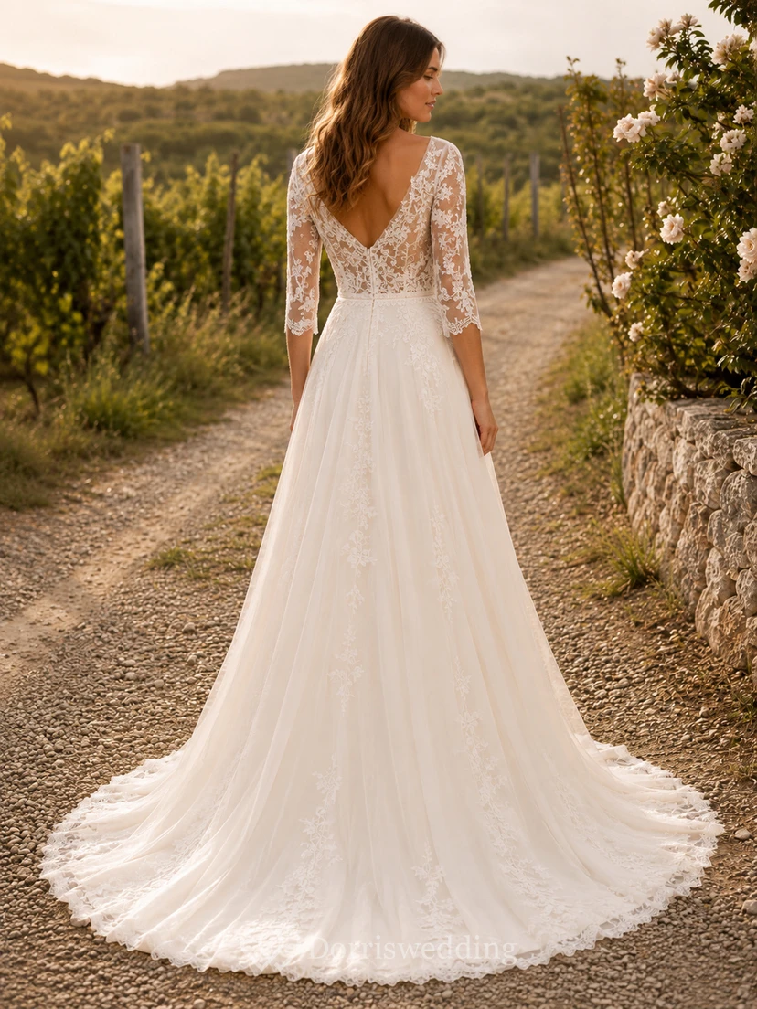 Vestido de novia de tul y encaje campestre, corte en A, escote cuadrado, manga larga, cola de capilla. view 2