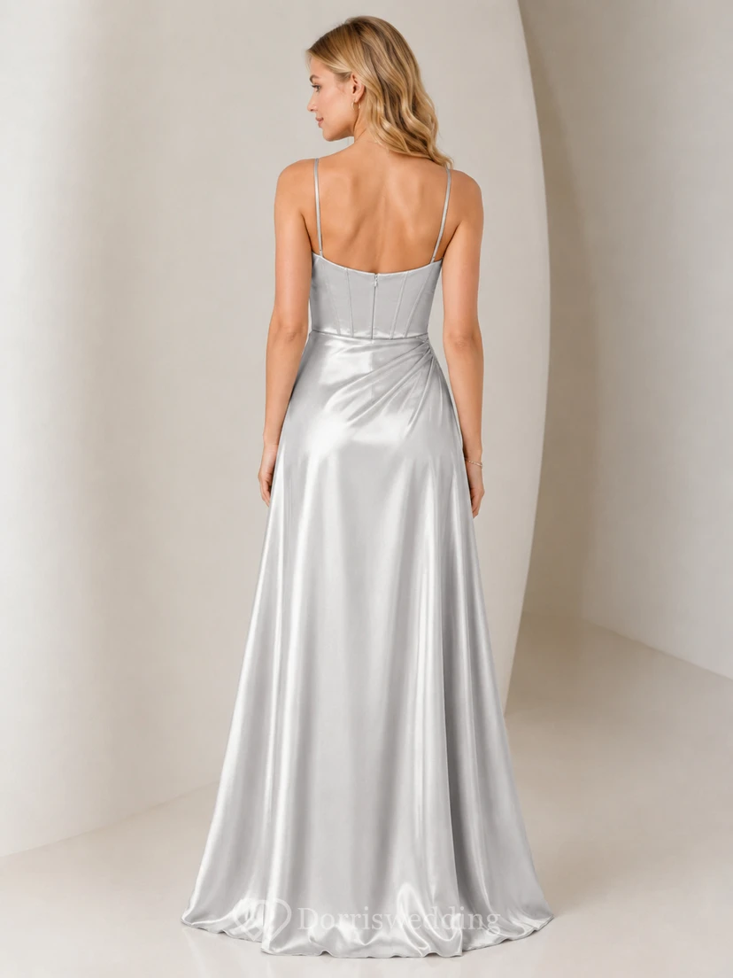 Silbernes, trägerloses Satin-Abendkleid mit Herzausschnitt und Schlitz in Petite-Größe view 2