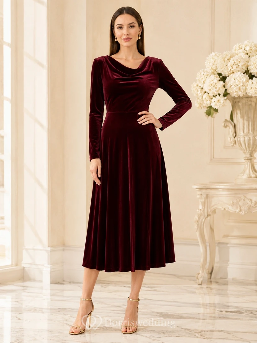 Robe de soirée vintage bordeaux en velours, col bénitier, manches longues, coupe trapèze, longueur thé