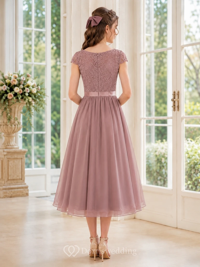 Vintage mauvefarbenes, kurzes Chiffon-Brautjungfernkleid mit Spitze, Strasssteinen und kurzen Ärmeln in A-Linie und Teelänge view 2