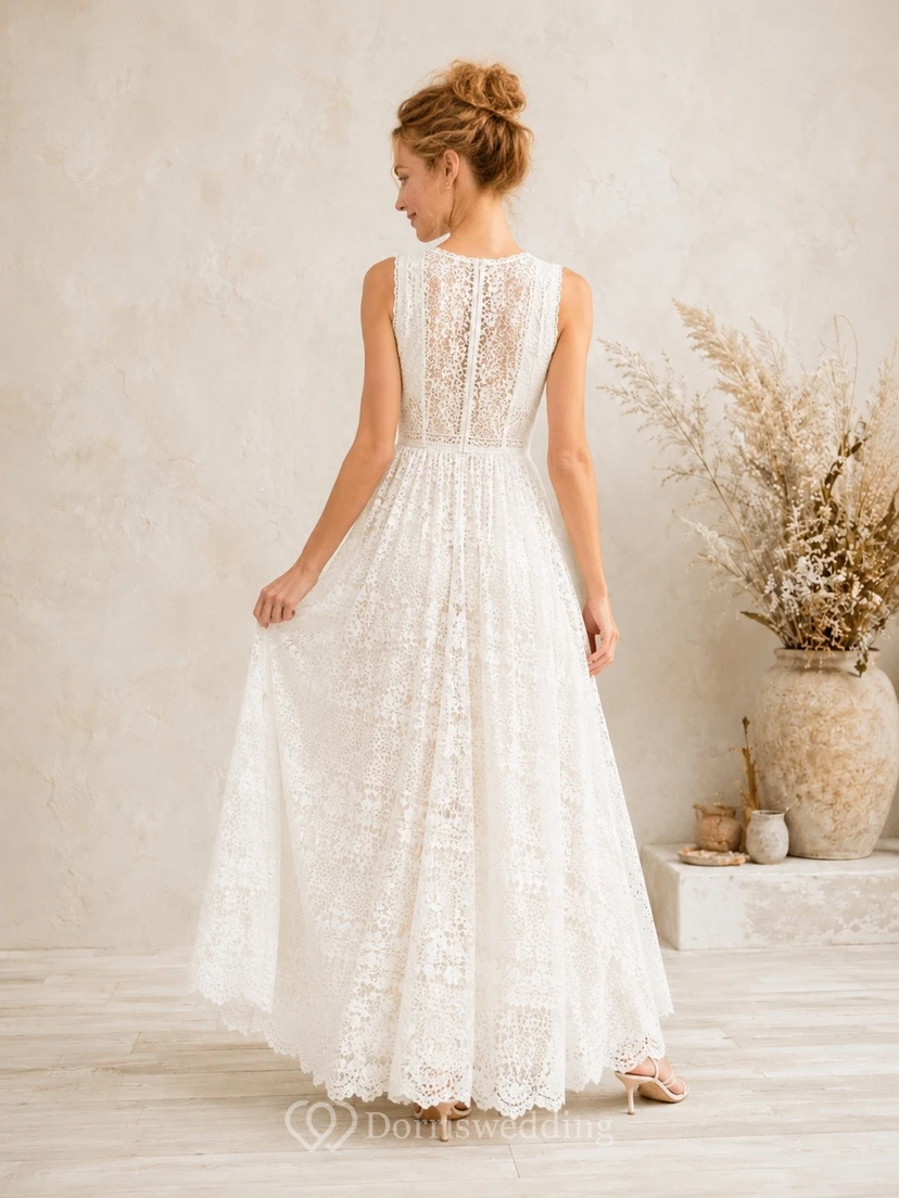 Vestido de recepción nupcial largo hasta el suelo con escote en V y corte bohemio, estilo línea A, de encaje. view 2