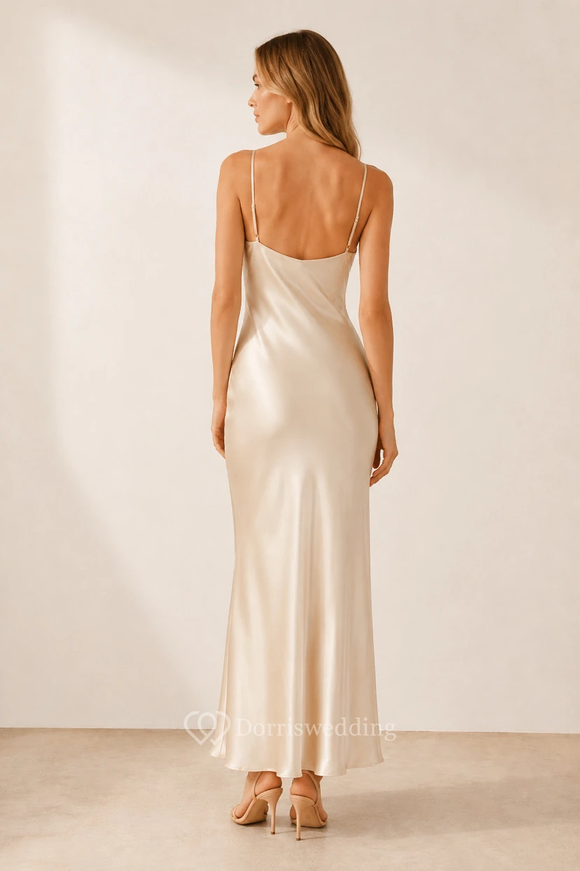 Robe nuisette en satin champagne à col bénitier et longueur cheville view 2
