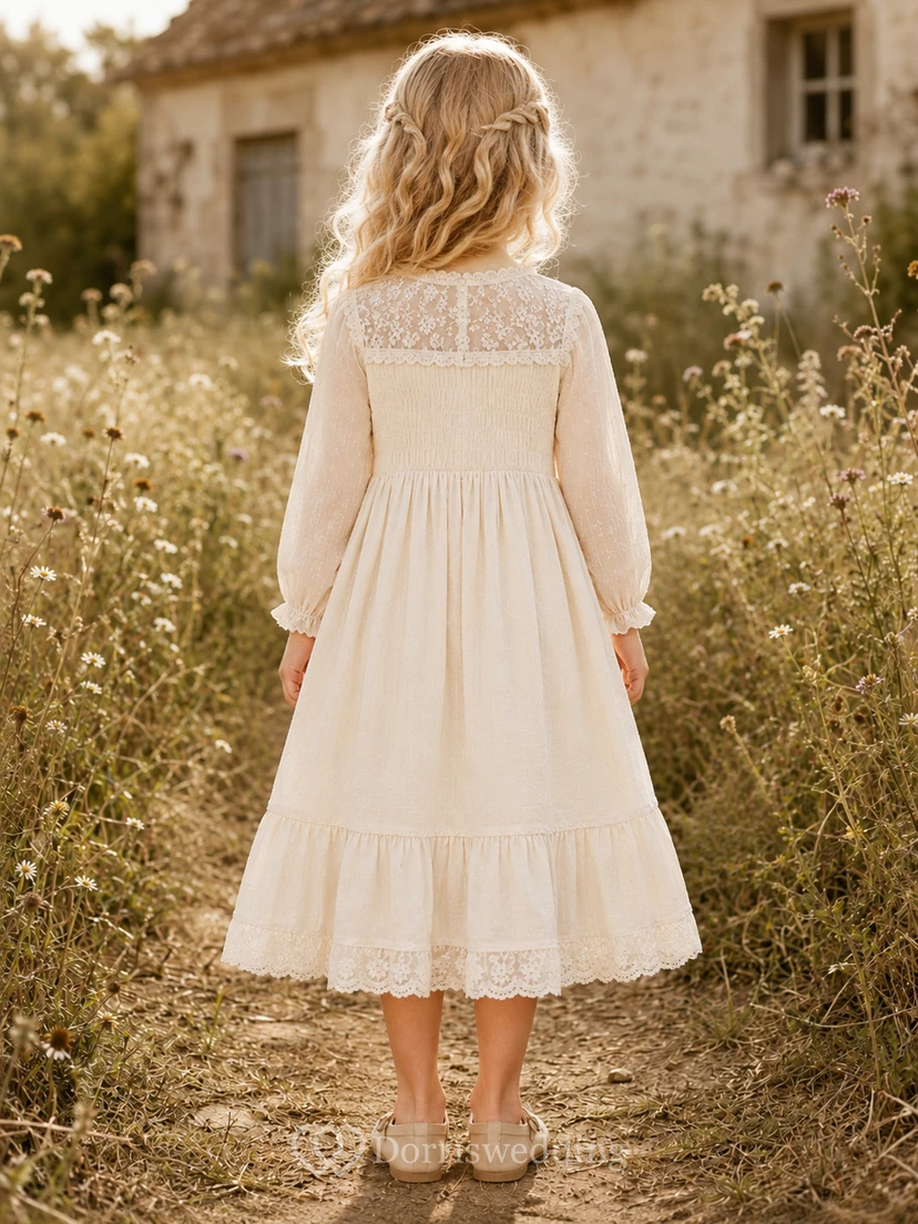 Vestido de niña de las flores, color marfil, encaje, tul, corte en A, manga larga, escote redondo, largo midi, detalle de volantes. view 2