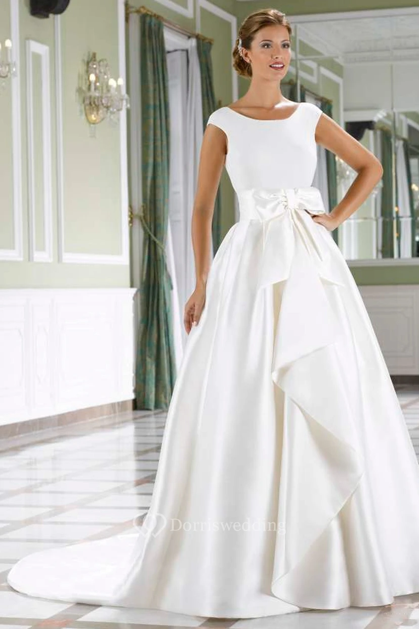 A-Line Draped Scoop-Neck Short-Sleeve Satin Wedding Dress With Bow