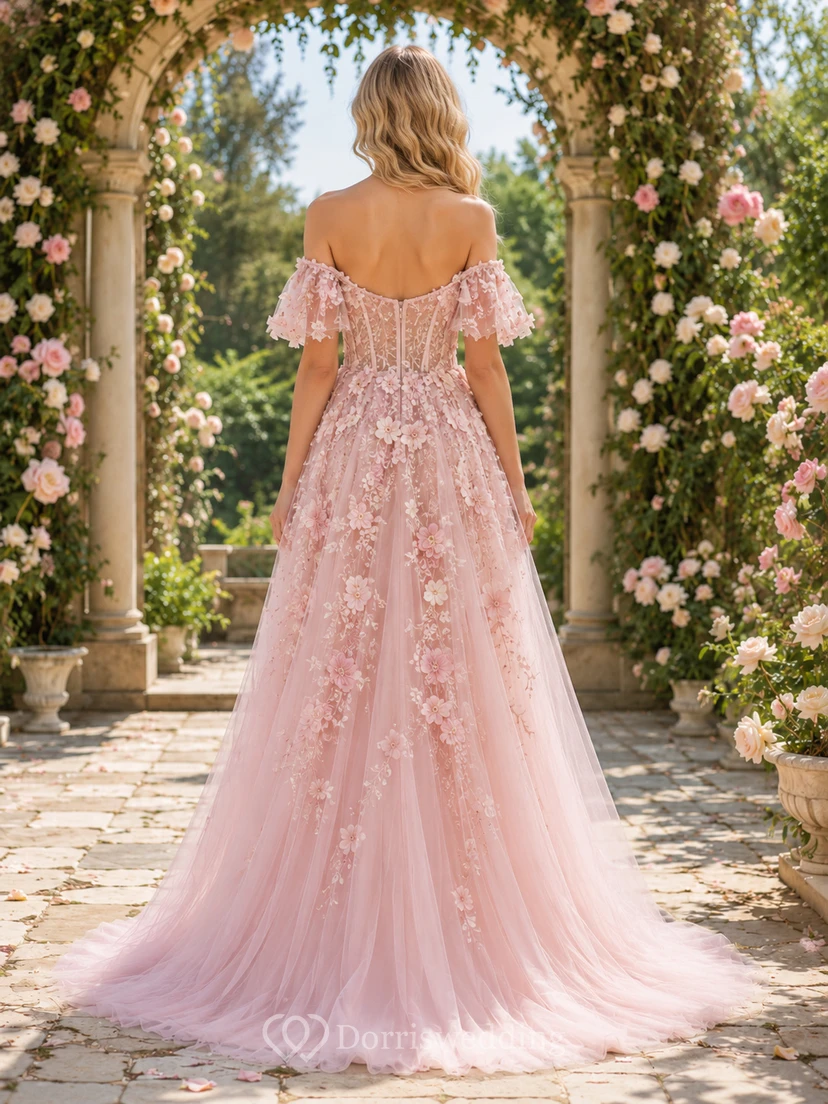 Rosafarbenes schulterfreies Brautkleid mit 3D-Blumenapplikationen im Gartenstil view 2