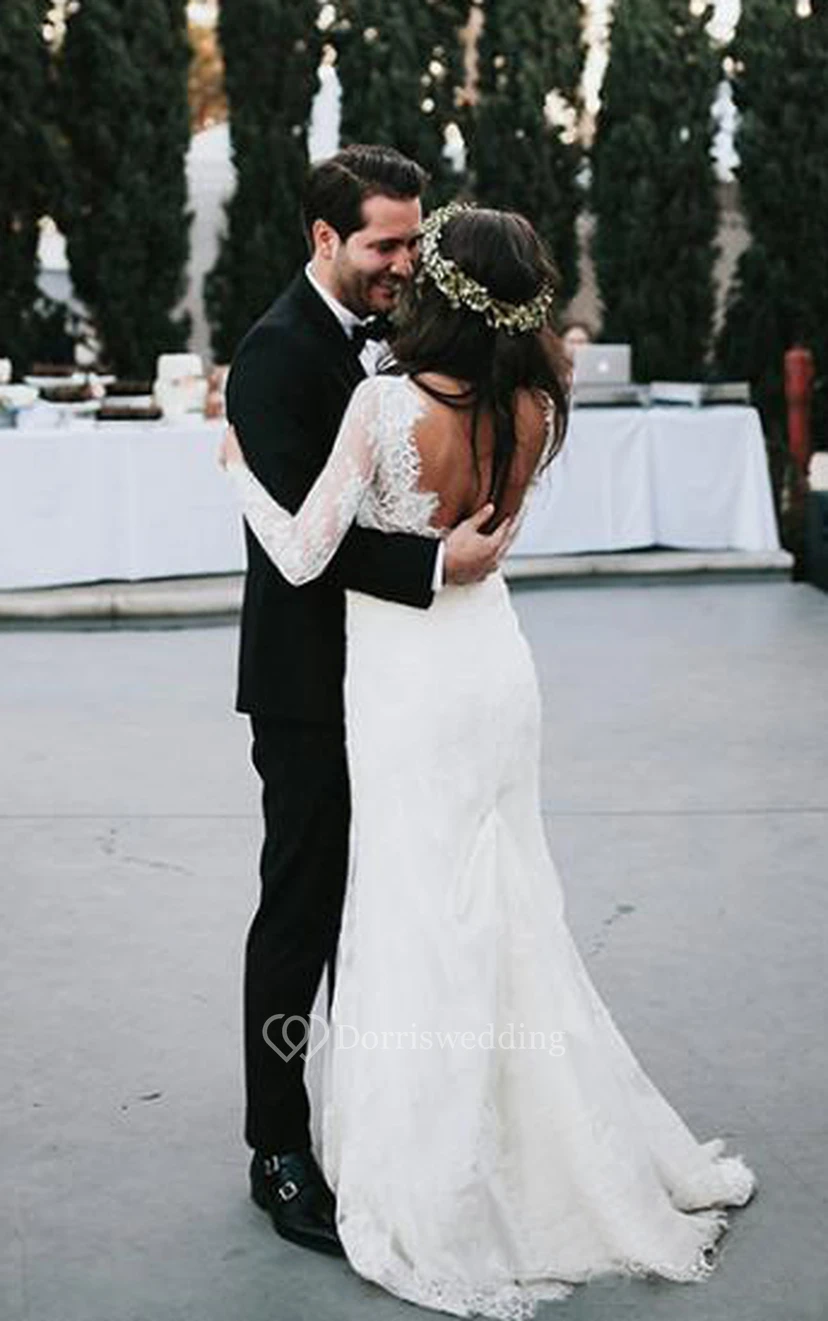 Sexy Brautkleid im Landhausstil mit tiefem V-Ausschnitt, rückenfreiem Design, langen Ärmeln, Spitze und Schleppe view 5