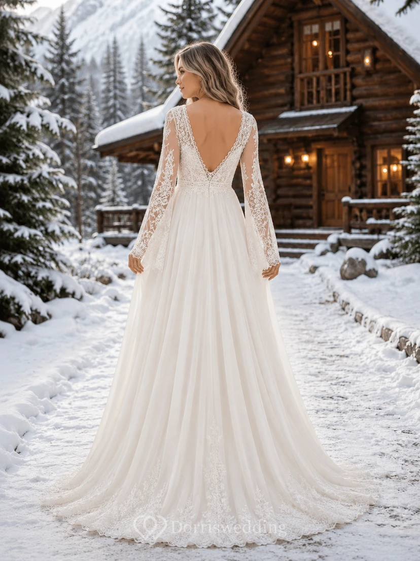 Robe de mariée trapèze à col V et manches en dentelle, style bohème hivernal view 2