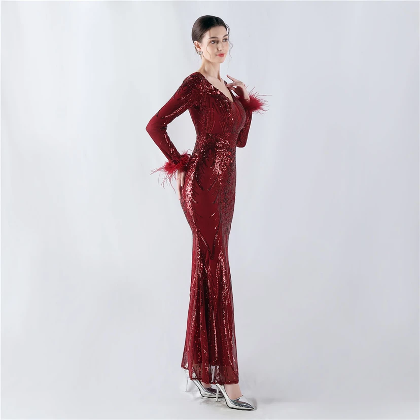 Robe de soirée haut de gamme ornée de perles florales fixes et de poils d'autruche, hôte de la réunion annuelle d'hiver view 13