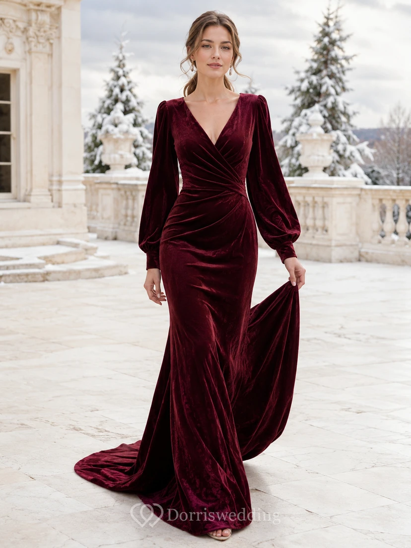 Robe de mariée sirène en velours bordeaux à col en V et manches longues, style poète, pour l'hiver