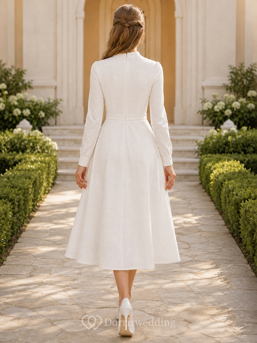 Robe midi blanche à manches longues et col montant, style pudique, pour une cérémonie de confirmation view 2