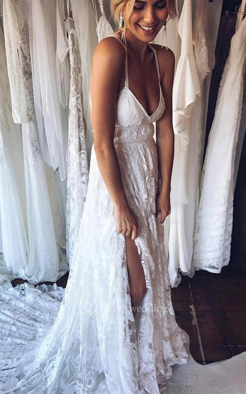 Robe de mariée sexy à bretelles spaghetti et fente sur le devant, sans manches et dentelle. view 11