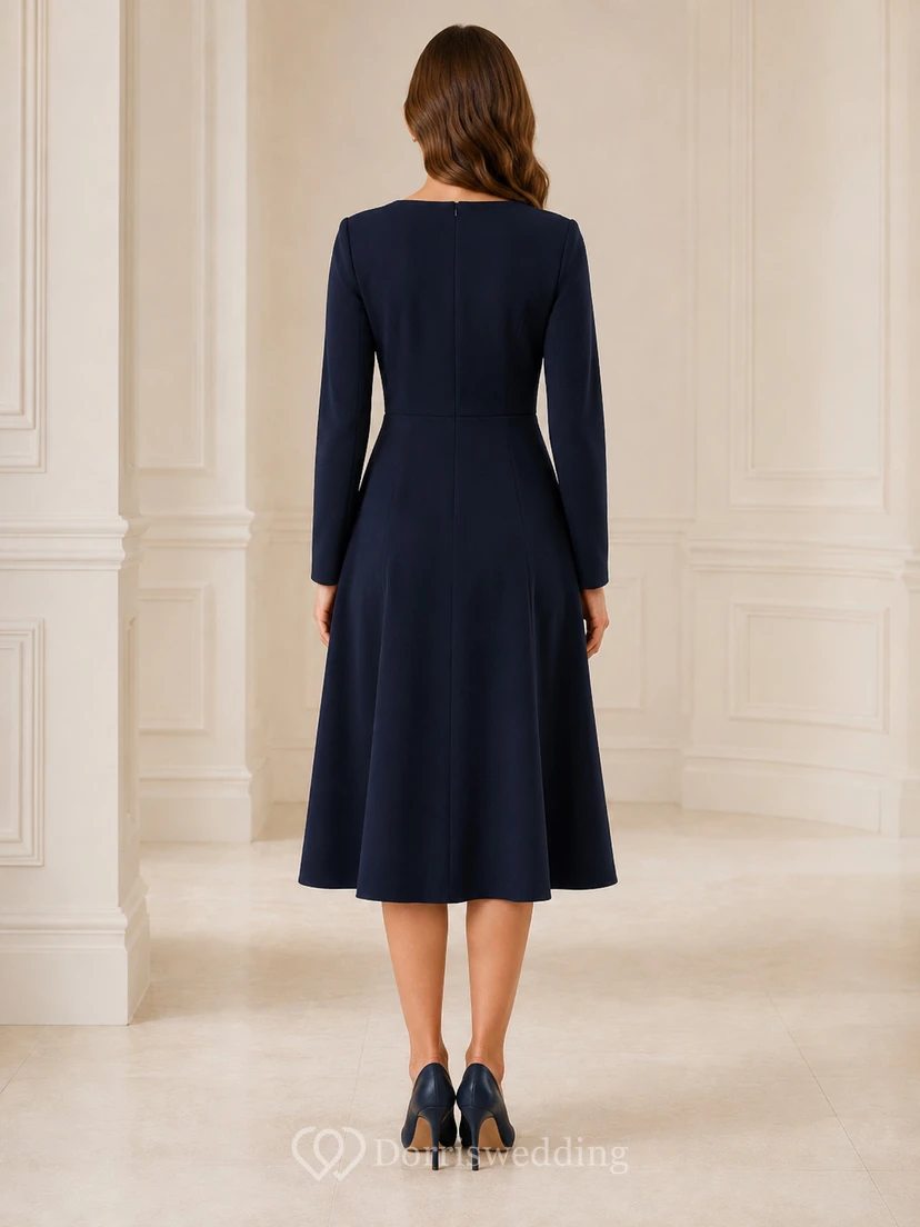 Robe midi commémorative conservatrice à manches longues et col bateau, bleu marine view 2