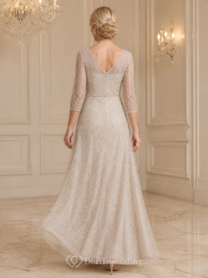 Robe de mère de la mariée, coupe trapèze, manches trois-quarts, en dentelle, style sobre et élégante, idéale pour les mariées plus âgées. view 2