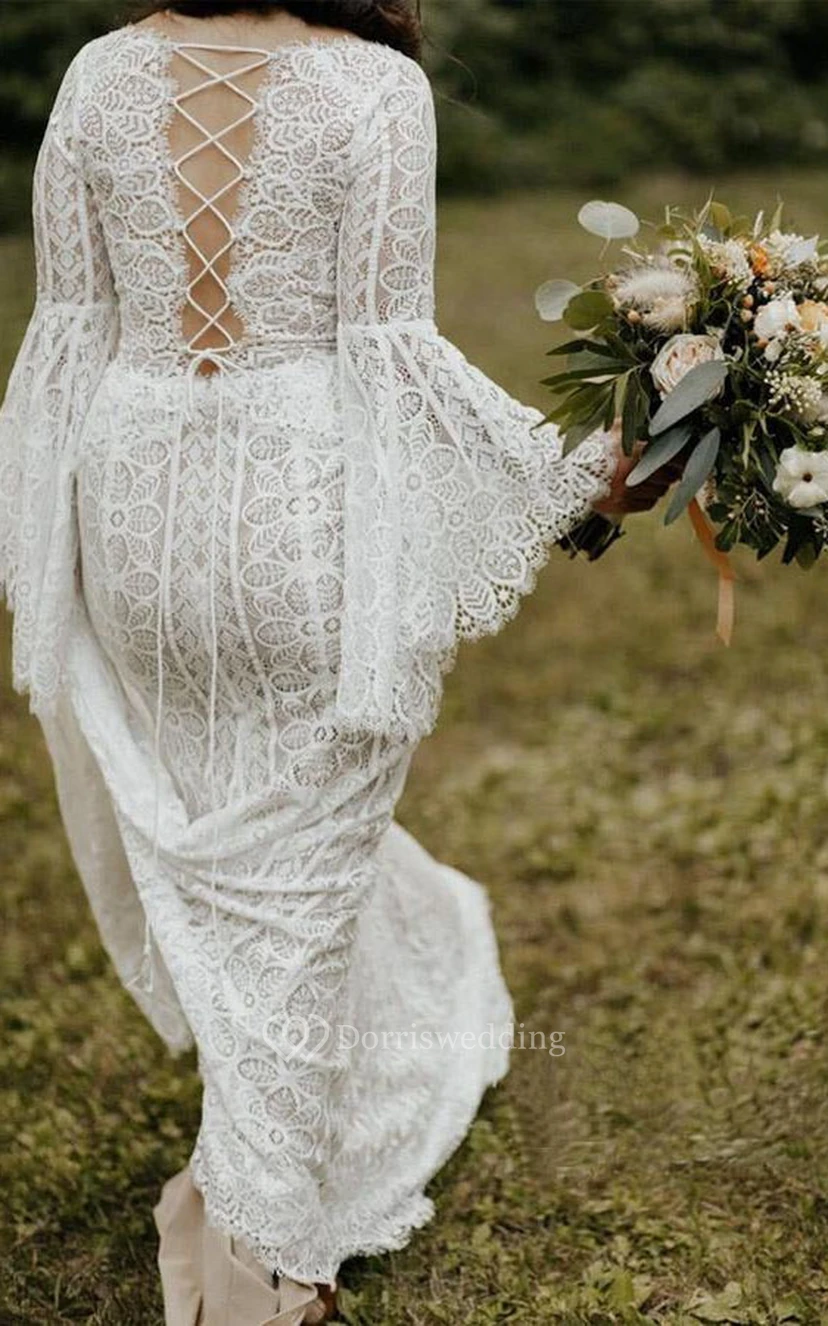 Robe de mariée champêtre hippie à col en V, manches bouffantes et fourreau, corset. view 4