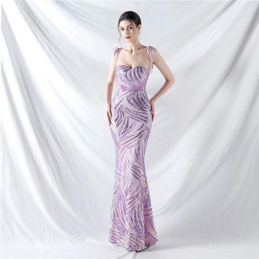 Vestido de noche con tirantes, top tipo tubo y lentejuelas apiladas encriptadas, con método de doble atado de cuerda. view 2