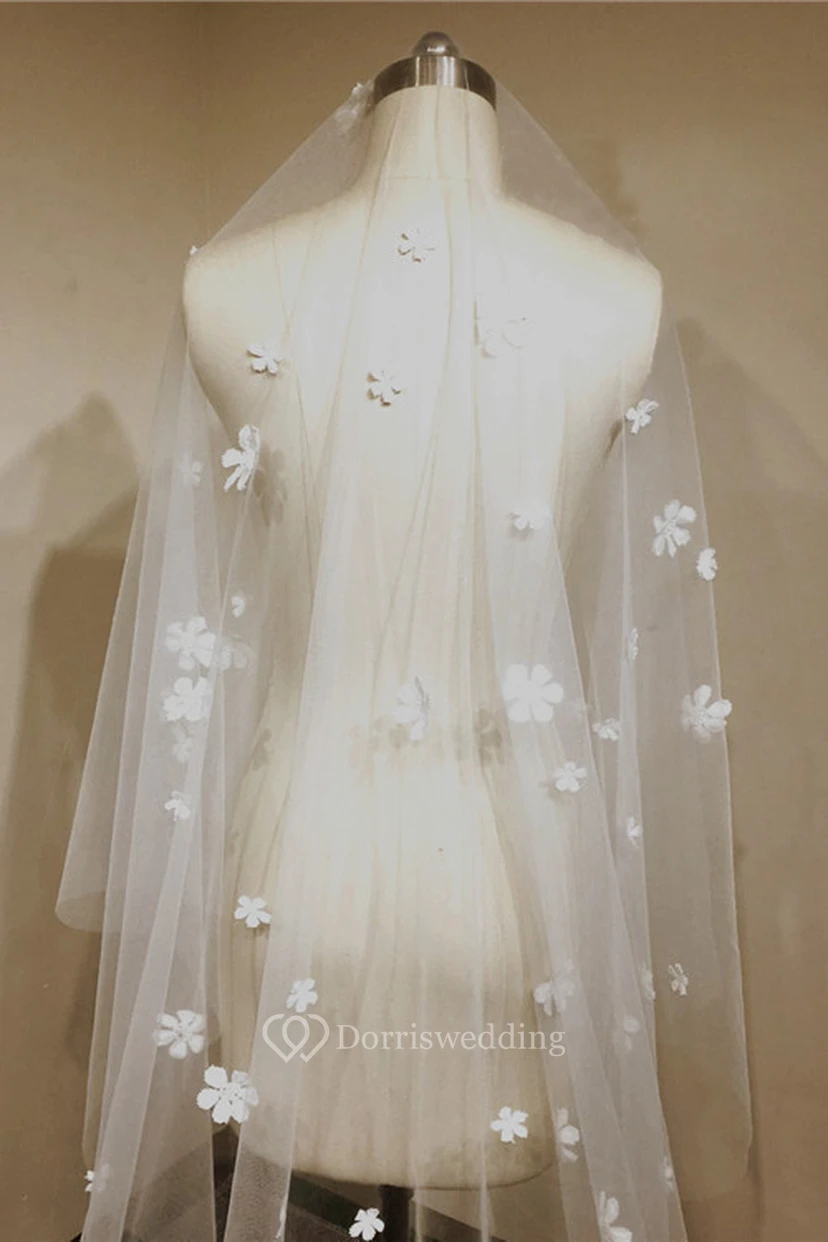 Sweet Flower Petals Short Wedding Veil view 4