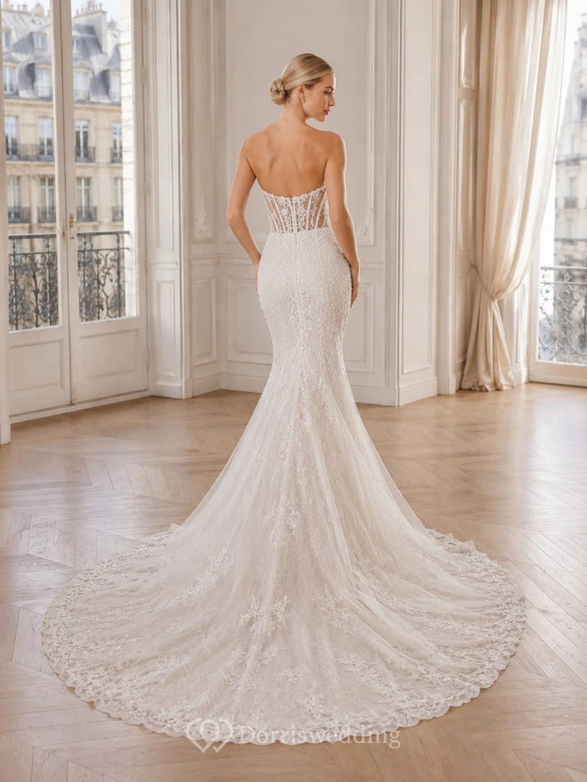 Trägerloses Brautkleid mit Herzausschnitt, Korsett, floraler Spitze, Meerjungfrauen-Stil und romantischer Kapellenschleppe view 2