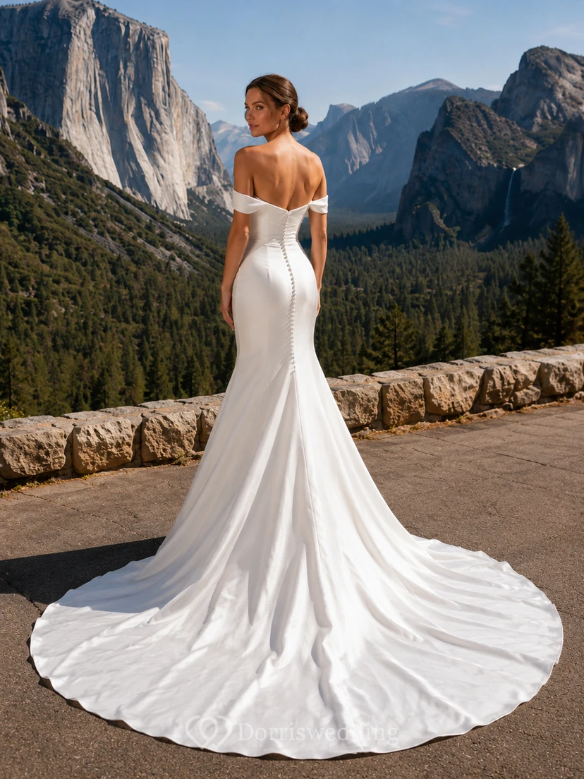 Robe de mariée sirène en satin drapé à épaules dénudées et traîne chapelle, style montagne view 2