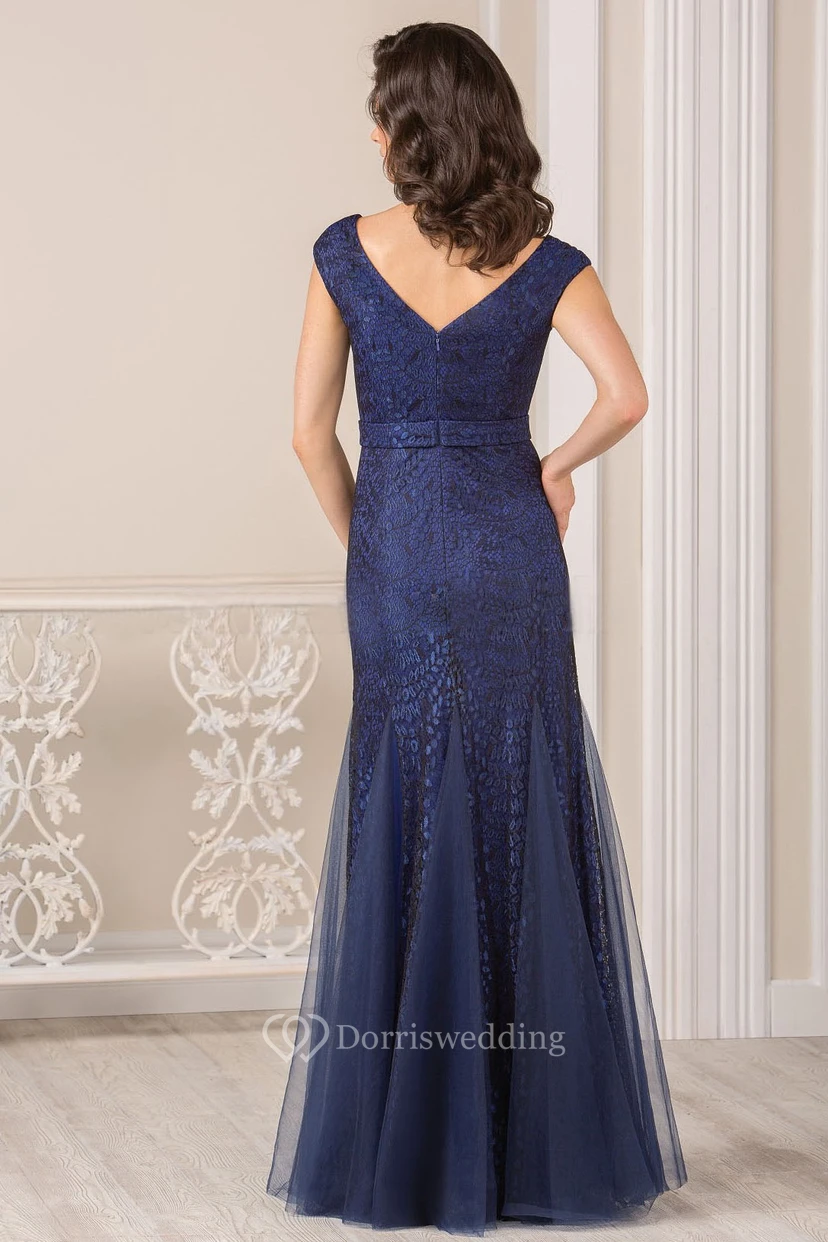 Square-Neck Cap-Sleeved Mermaid Mother Of The Bride Dress With Appliques view 2