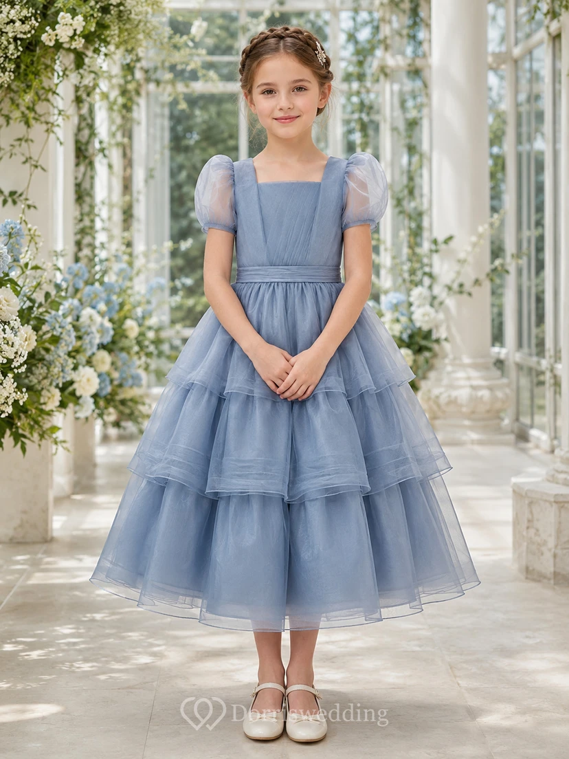 Blumenmädchenkleid aus stahlblauem Tüll, A-Linie, Rundhalsausschnitt, Teelänge, plissiert