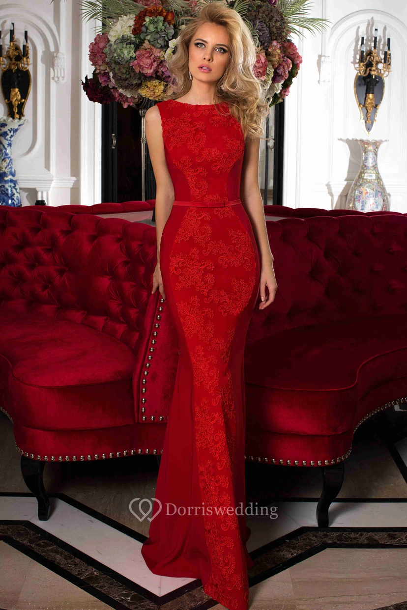 Pencil Appliqued Floor-Length Bateau Sleeveless Lace Prom Dress With Low-V Back