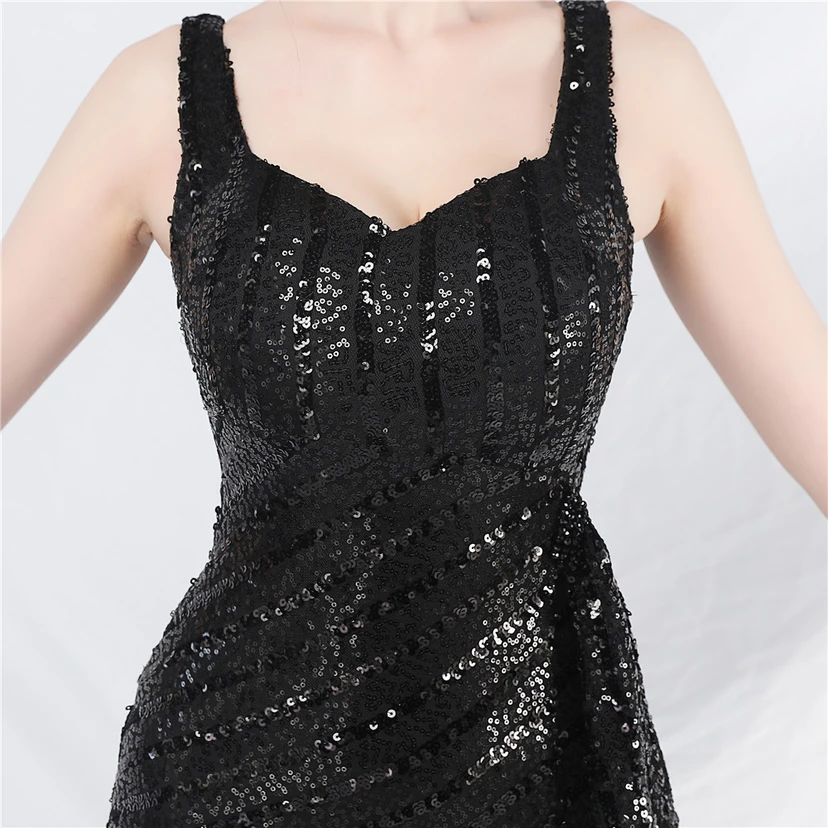 Robe de soirée longue à sequins et perles artisanales view 8