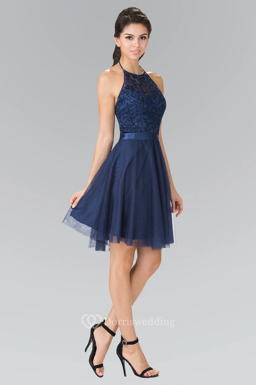 Robe trapèze mini dos nu sans manches en tulle et satin brodée