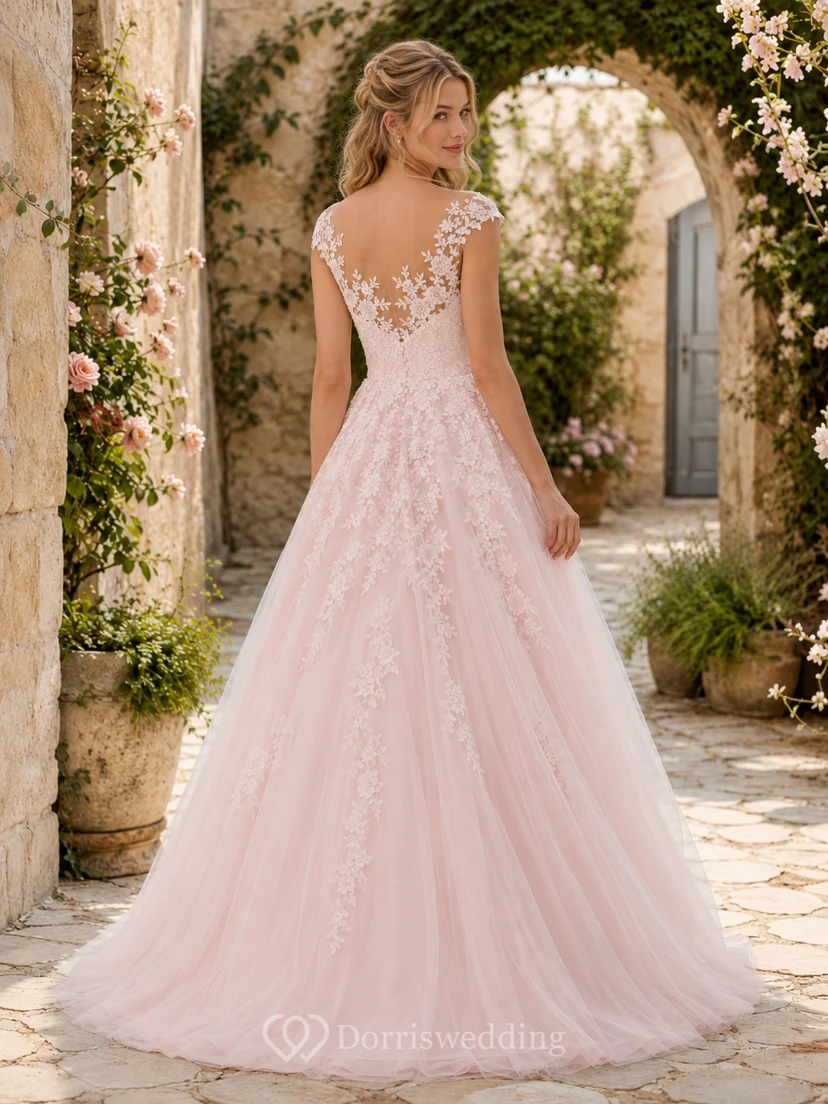 Brautkleid im A-Linien-Stil mit zartrosa Illusion-Spitzenärmeln und Courtyard-Schnitt view 2