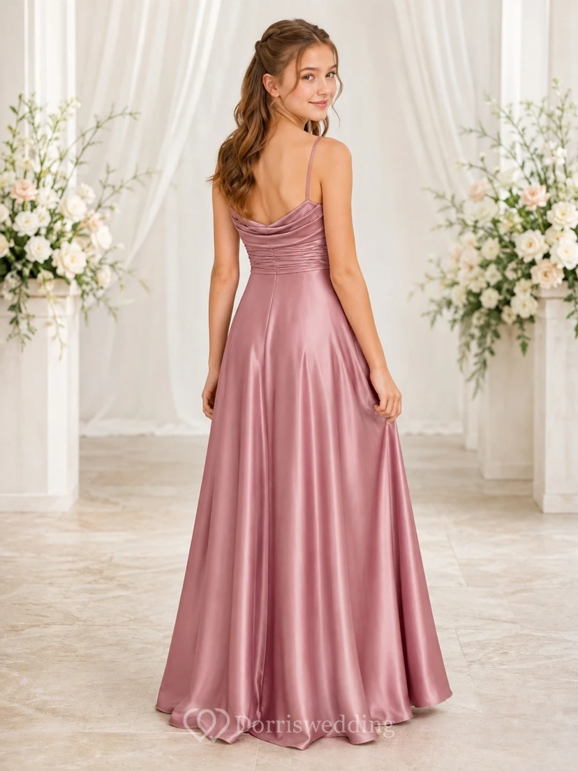 Vestido de dama de honor juvenil color rosa empolvado, corte en A, escote drapeado, sin mangas, charmeuse elegante. view 2
