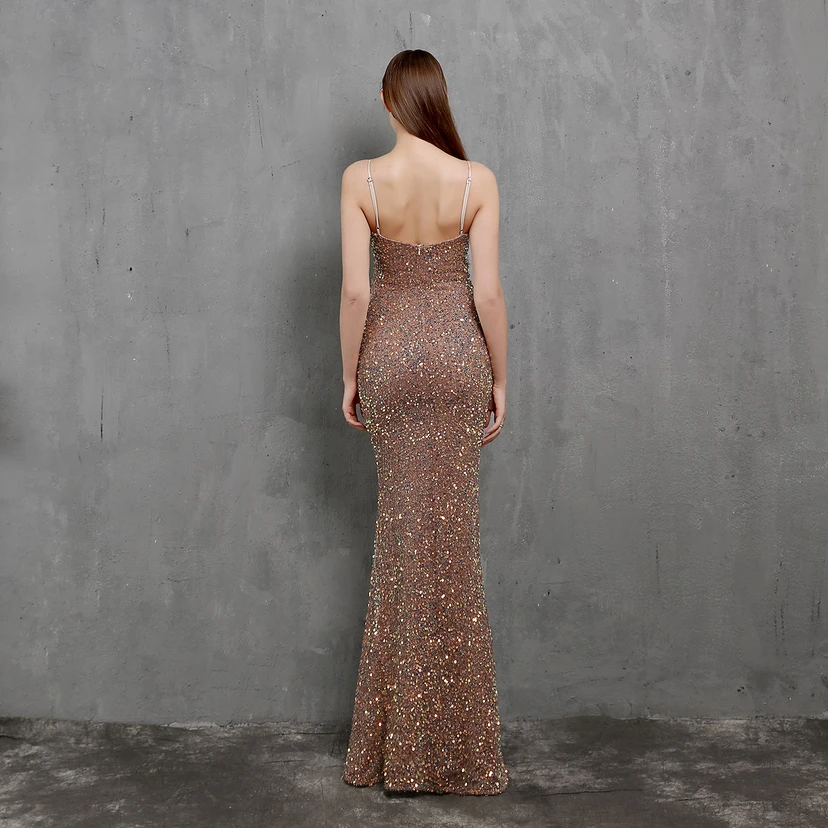 Vestido de fiesta de noche elegante y ajustado con lentejuelas coloridas de Heavy Craft para celebridades. view 29