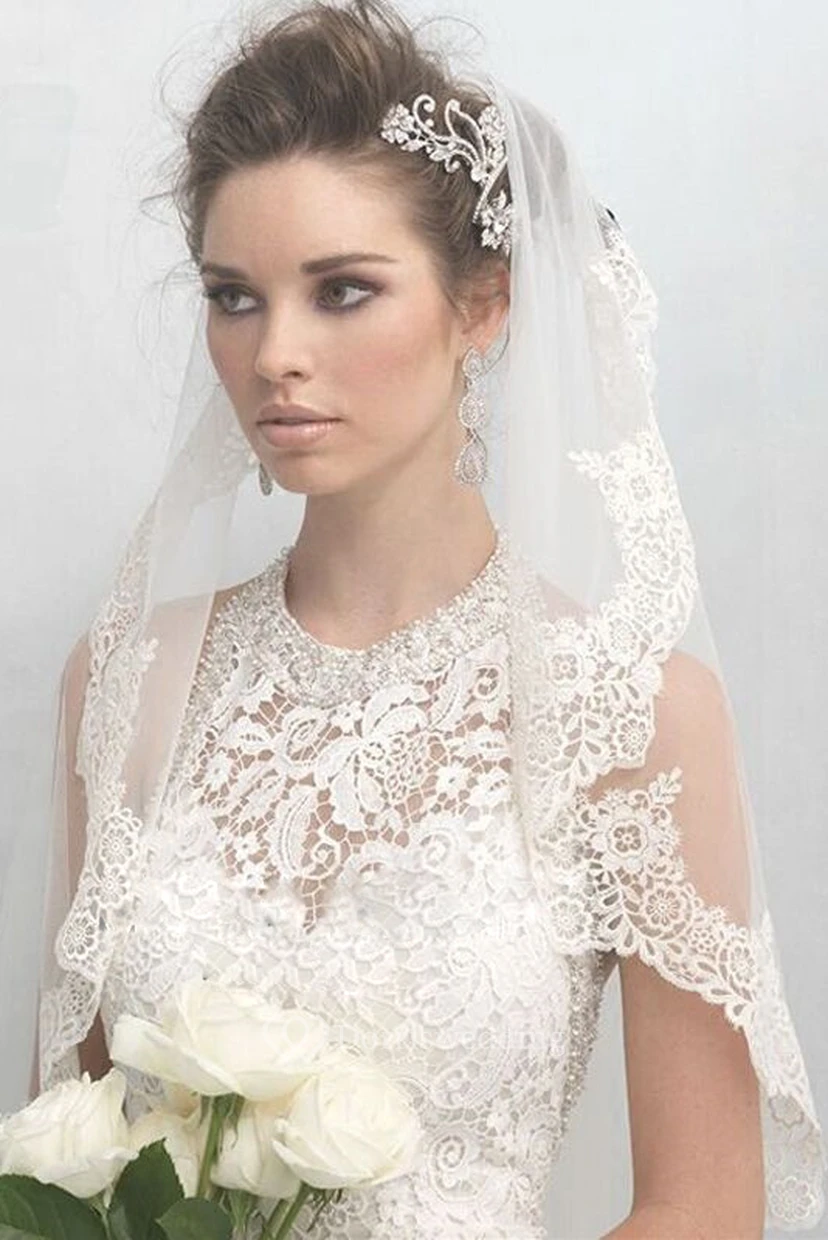 Soft Tulle Elbow Veil with Lace Applique Edge view 2