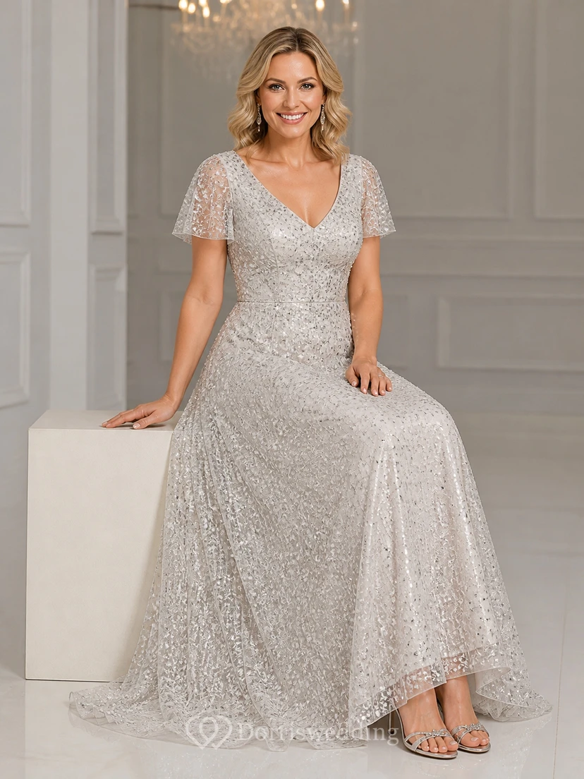 Robe de mère argentée modeste à col en V, dentelle à sequins, manches courtes et coupe trapèze