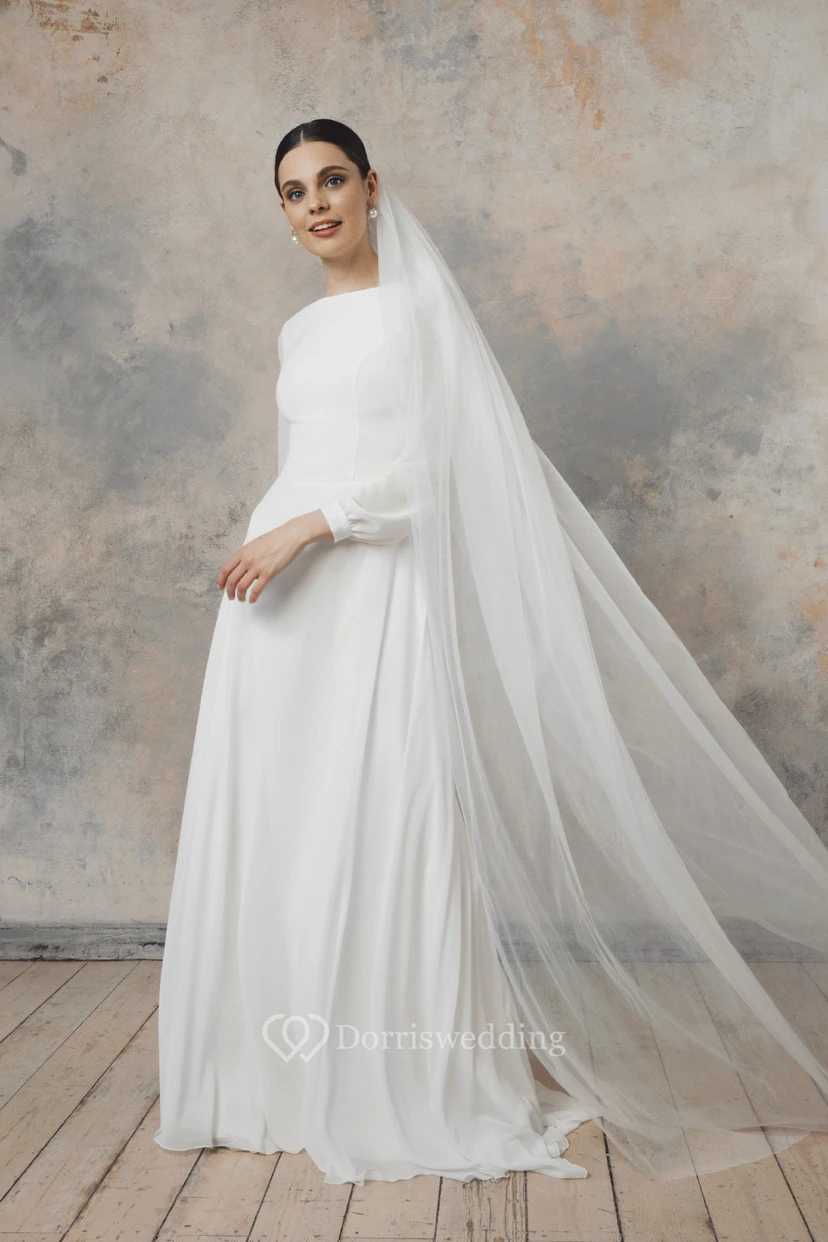 Robe de mariée fourreau maxi modeste | Robe de mariée minimaliste style temple mormon view 8