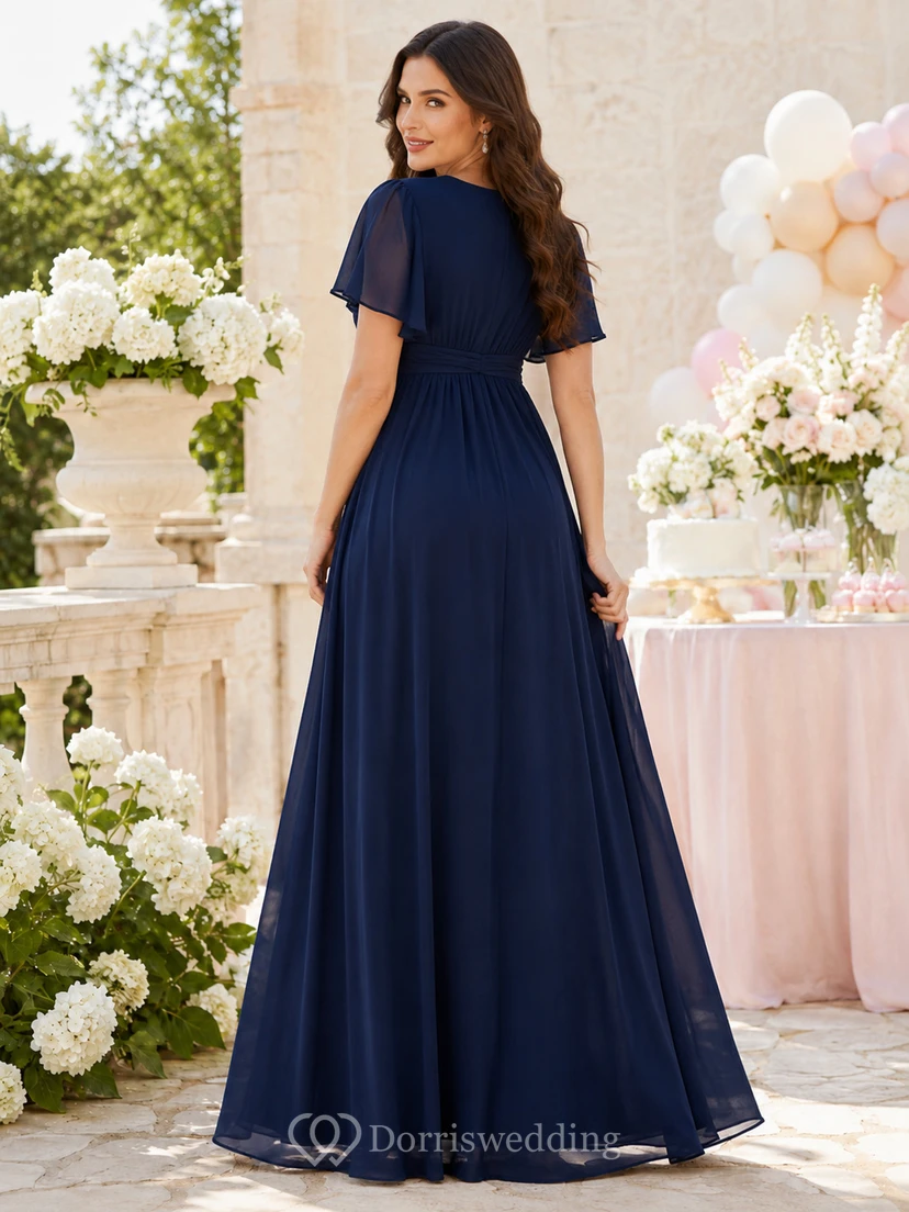 Robe de maternité bleu marine foncé, col en V, manches papillon, coupe empire, en mousseline, longue jusqu'au sol, pour les occasions formelles en extérieur view 2